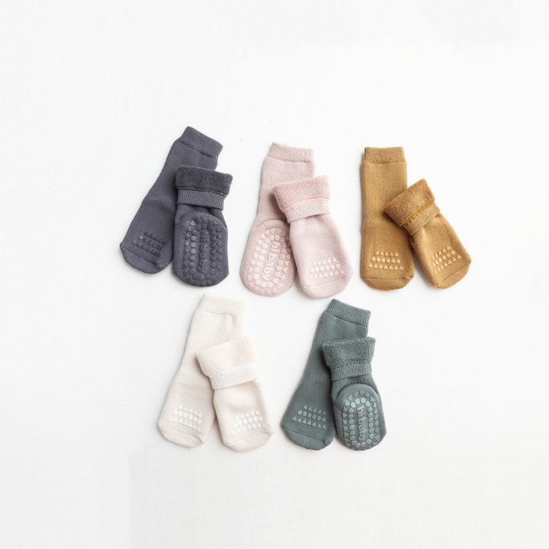 肥厚子供フロアソックス幼児ベビーボーイズガールズピュアカラー - Unisex Baby Socks Non Slip のレビューと価格