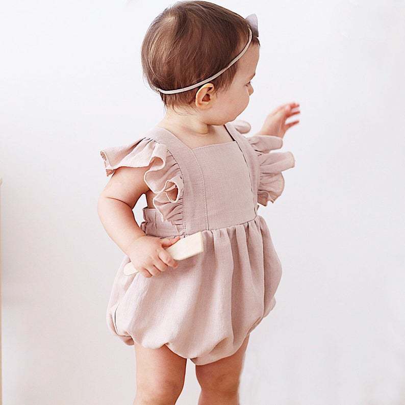 女の赤ちゃんロンパース夏無地コットンリネンフリルフライノース - Baby Summer Linen Sleeveless Jumpsuit のレビューと価格